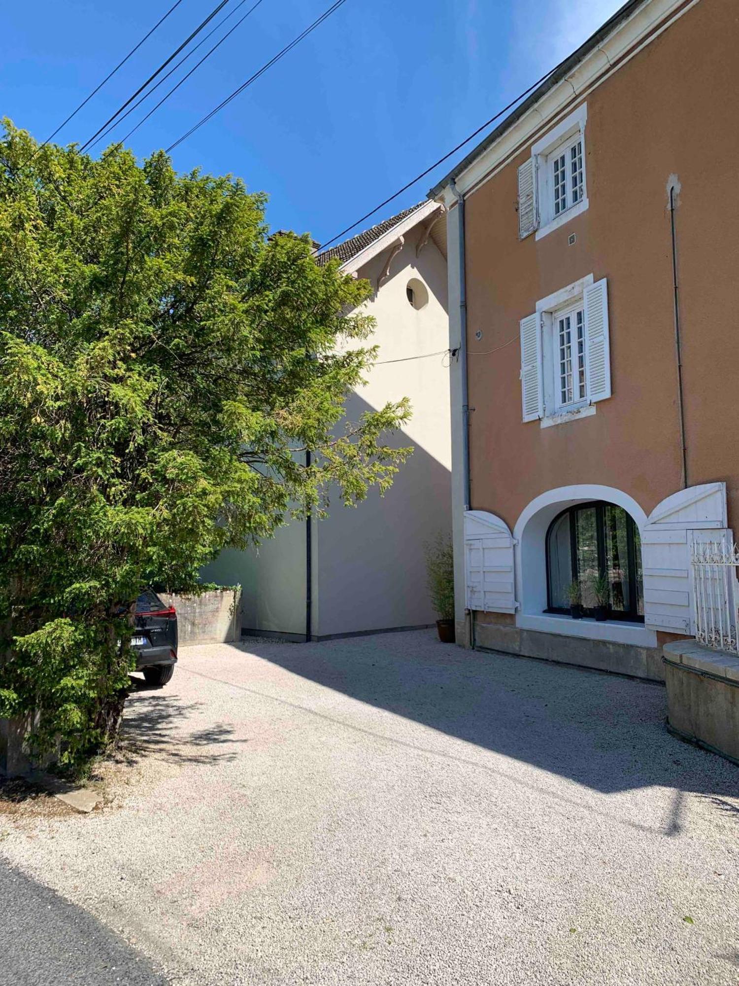 Studio En Ville Et Campagne Louhans Exterior foto